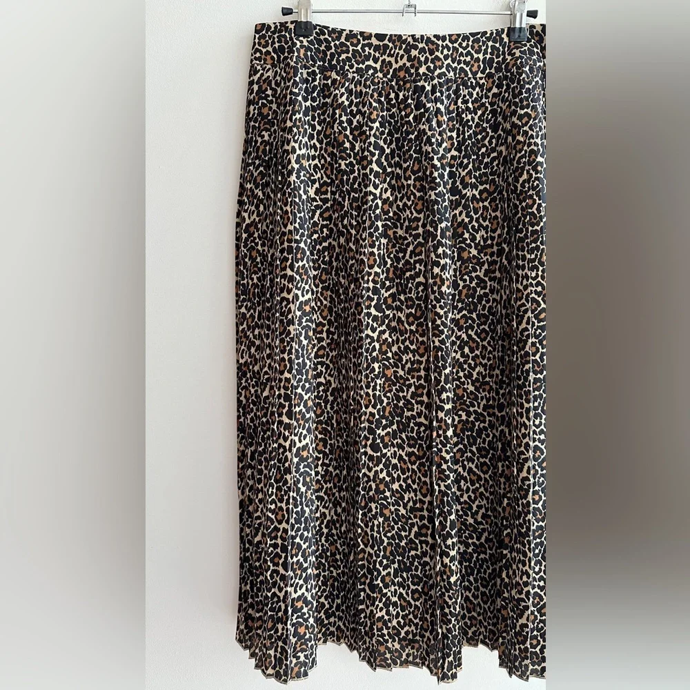 J. Crew Cheetah Print Pleated Midi Skirt, Size 8